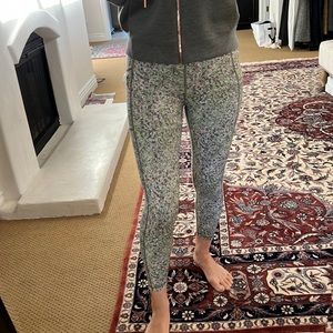 Brand new Sweaty Betty super sculpt 7/8 leggings